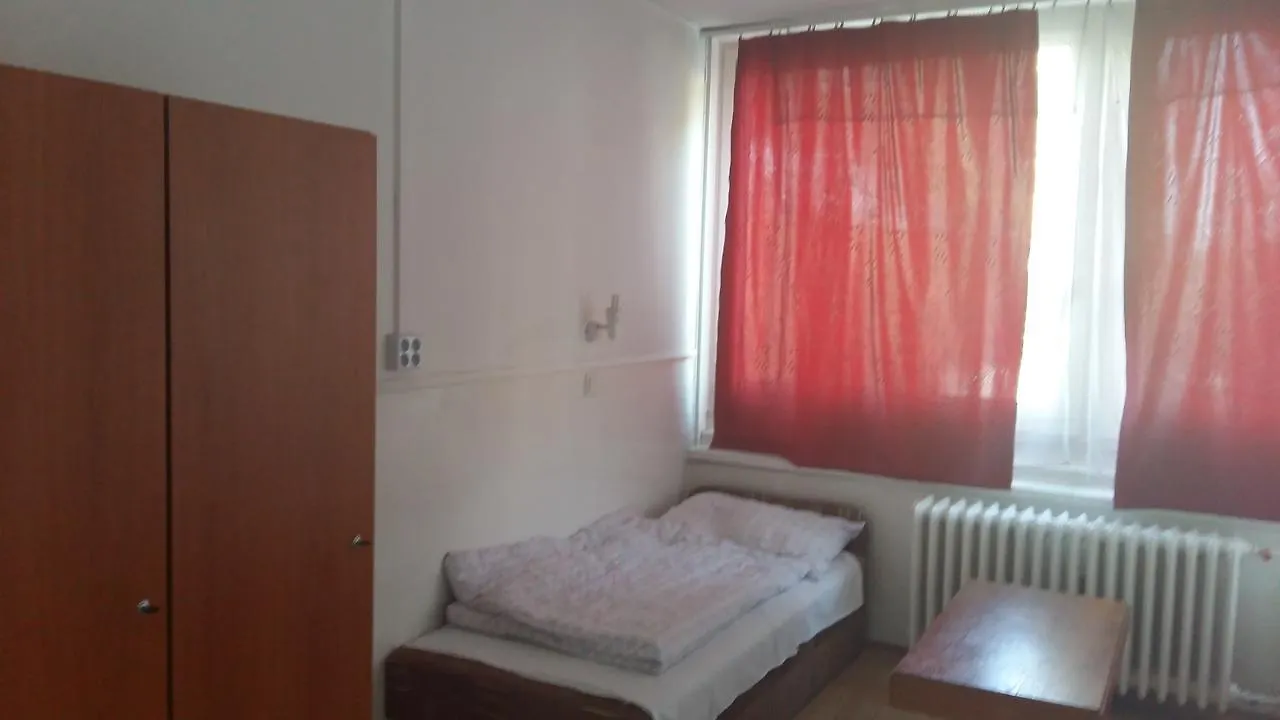 בודפשט Mke Hostel